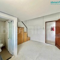 Nhiều Loại Phòng: Ban Công, Cửa Sổ Trời, Master,...