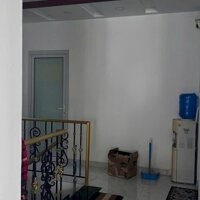 BÁN NHÀ 2,5 TẦNG NGANG GẦN 5M HẺM OTO VỪA Ở VỪA KINH DOANH ĐƯỜNG HOÀNG DIỆU NT