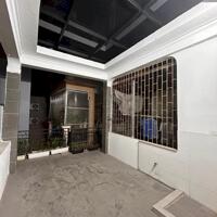 Pháo Đài Láng-nhà mới-ngõ nông-gần phố-41m2-8.1 tỷ