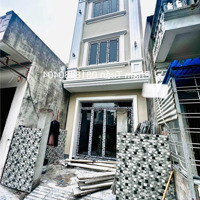 Nhà 3 Tầng 57M2 Độc Lập Sân Cổng Riêng Tại Phủ Thượng Đoạn Giá Chỉ 2,85 Tỷ Có Tt
