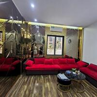 18 TỶ - Bán nhà phân lô Nguyễn Chí Thanh - Ô tô tránh kinh doanh - 50m ra mặt phố