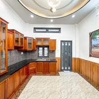 Nhà trệt 2 lầu Khu Dân Cư Trường Đại Học Y Dược Cần Thơ