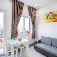Căn Hộ 1 Phòng Ngủ45M2 Ban Công Lớn Full Nội Thất Đầy Đủ Tiện Nghi Ngay Nowzone, Chợ Bến Thành, Bitexco Q1