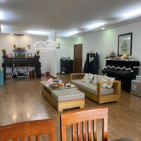 (Chính Chủ)Bán Căn Góc 186M/4Pn 3 Vệ Sinhtoà N03T5 Ngoại Giao Đoàn,Sẵn Sổ,Full Đồ View Cv Liên Hệ: 0888989380