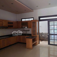 Cho Thuê Nhà 3 Tầngmặt Tiềndương Quảng Hàm P5 Gò Vấp.diện Tích5X27M. Giá Bán 35 Triệu/Tháng