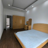Cực Hiếm- Một Bước Ô Tô - An Sinh Đỉnh .Diện Tích40 M X 5 Tầng. 6.45 Tỷ . Phố Trạm Long Biên