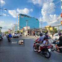 Bán Nhà ( 11X30M) Mặt Tiền Huỳnh Tấn Phát , P. Tân Phú , Quận 7