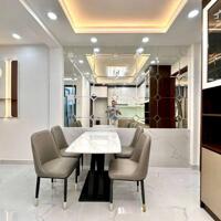 Bán nhà đẹp Quận 7 - Diện tích: 4,3 x 14m.- Giá: 6Ty2