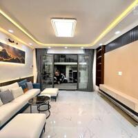 Bán nhà đẹp Quận 7 - Diện tích: 4,3 x 14m.- Giá: 6Ty2