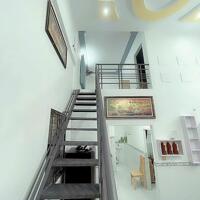 Nhà trệt lửng hoàn công 2 phòng ngủ, lộ ô tô, cách đại học Y Dược 3km