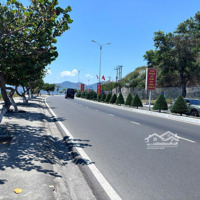 Nhân - Đất View Biển Mặt Tiền Đường Phạm Văn Đồng. Ngay Danh Thắng Hòn Chồng - Hòn Đỏ