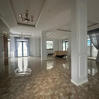 Cho Thuê Villa 60 Triệu Khu Mahattan Glory 321M2 Ht Nguyên Căn 3 Tầng - Có Thang Máy - Vị Trí Đẹp