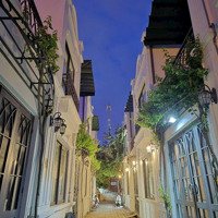 Nhà Thiết Kế Như Phố Tây Cách Biển Nha Trang Chỉ 1Km Mà Giá Chỉ 2850