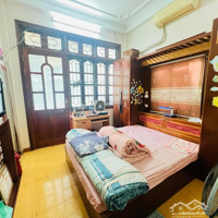 Bán Nhà Đường Nguyễn Văn Huyên, Dịch Vọng, Cầu Giấy, Ô Tô Đỗ Cửa.diện Tích38M2 X 4 Tầng, Giá Bán 10,5 Tỷ