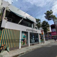 Siêu Vị Trí ! Góc 2Mt Nguyễn Thị Minh Khai - Dt: 10 X 15M - 4 Tầng - Hđt: 200 Triệu/Th. Giá Bán 40 Tỷ