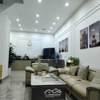 Bán Nhà Dốc Tam Đa Thụy Khuê -30M Ra Phố - Vip Tây Hồ - Nhà Đẹp Ở Luôn- Đi Bộ Ra Hồ Tây.