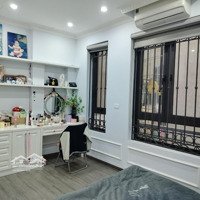 Bán Nhà Dốc Tam Đa Thụy Khuê -30M Ra Phố - Vip Tây Hồ - Nhà Đẹp Ở Luôn- Đi Bộ Ra Hồ Tây.