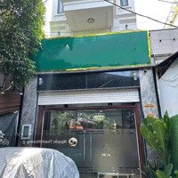 Cho Thuê Nhà Hẻm Xe Tải 1/ Phạm Huy Thông - P7- Gò Vấp ( 4,5 X18M ) 3 Lầu .