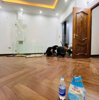 Cho Thuê Tòa Nhà Mặt Đường Võ Chí Công .Diện Tích86 M2 , Nhà Xây 5 Tầng , ( Giá Bán 46 Triệu / Tháng )