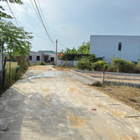 Chính Chủ Gửi Bán Lô Đất
Tân Hạnh,Hoà Phước( Cbi Xác Nhập Phường Hoà Xuân)
- Dtich Sổ Là : 206 M2
