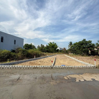 Chính Chủ Gửi Bán Lô Đất
Tân Hạnh,Hoà Phước( Cbi Xác Nhập Phường Hoà Xuân)
- Dtich Sổ Là : 206 M2