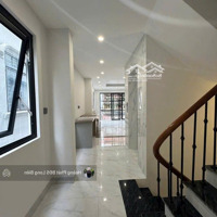 Bán Nhà Phúc Đồng. Gần Hồ, Chợ, Kinh Doanh. Lô Góc - Thang Máy - Gara. 65M X 5T. Liên Hệ: 0965858116