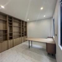 Bán nhà Phúc Đồng. Gần hồ, Chợ, Kinh Doanh. Lô Góc - Thang Máy - Gara. 65m x 5T.