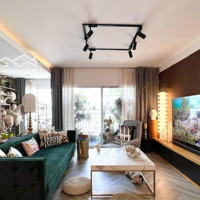 Cần Bán Gấp Căn Hộ 3 Phòng Ngủsunrise City Nguyễn Hữu Thọ, Tân Hưng, Q7. Giá Bán 3Tỷ050Diện Tích108M2. 0902918803