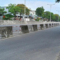 Lô Đất Cực Đẹp, Trực Diện Đại Lộ Nguyễn Tất Thànhdiện Tích1177M2 - Ngang 20M (Có 200M2 Thổ). 15, 3 Triệu/M2