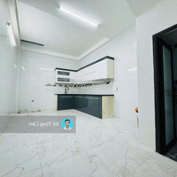 Bán 48,2M2 Nhà Dân Xây Đẹp 4,5 Tầng Tại Tổ 16 Thạch Bàn, Sát Chợ Đồng Dinh. Cách 30M Ra Đường Ô Tô