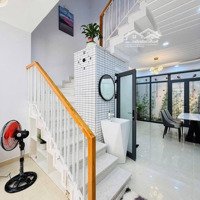 Cần Tiền Bán Rất Gấp Nhà Quận 7. Giá Bán 3 Tỷ 690. Đường Lý Phục Man. Bình Thuận. Gọi Ngay 0904430105