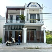 Bán Nhà Mới 100% Đường 7A Khu Minh Linh Phường 5 TP VĨNH LONG gần UBND PHƯỜNG 5