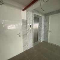 Nhà Quan Hoa, Thang Máy,Diện Tích50M2 X 6,5T Đầy Đủ Đồ Cơ Bản 24 Triệu Nhận Nhà Ngay