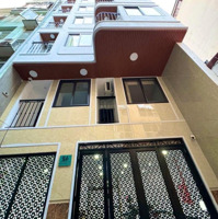 Nhà Quan Hoa, Thang Máy,Diện Tích50M2 X 6,5T Đầy Đủ Đồ Cơ Bản 24 Triệu Nhận Nhà Ngay
