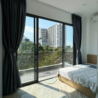 Studio Ban Công Đón Ánh Sáng, Gió, Full Nội Thất, Có Thang Máy, Gần Global City, Đỗ Xuân Hợp