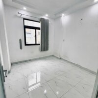 Bình Tân,hẻm ô tô, Nhà mới đẹp 5 tầng, 5PN , gần MT, Lê Văn Quới, giá rẻ.