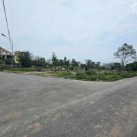Bán lô đất mặt vườn hoa đường nhựa 8m tại Cát Vũ, Tràng Cát 77.8m2 giá 32tr/m2