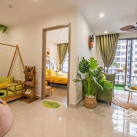 Bán 1N+,Tầng Trung View Thoáng , Full Đồ Nội Thất Cực Đẹp , Giá Lại Cực Yêu Thương Nhất Thị Trường
