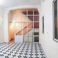 Cho Thuê Nhà Ngõ 58 Vũ Trọng Phụng 30M2 X 3T, Giá 7. 8 Triệu/Th