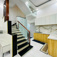 Nhà Đẹp Giá Tốt Cho Nhà Đầu Tư Tôn Đản, P15, Q4Diện Tích56.5M2, Đang Cho Thuê 9 Triệu5/Tháng. Sổ Sẵn