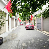 Chính Chủ Bán Gấp Nhà Tập Thể Vạn Bảo, Phan Kế Bính, Ba Đình, 55M2, Ô Tô Đỗ Cửa, Nhà Đẹp, Ở Ngay