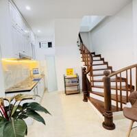 BÁN GẤP - NHÀ ĐƯỜNG LÁNG -VỊ TRÍ ĐẮC ĐỊA- 5 TẦNG- DT -33M2-MT3.5M  GIÁ CHỈ 7.5TỶ