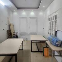 Bán nhà lô góc KĐT Đầm Trấu, ô tô tránh, tiện kinh doanh 5 tầng 68m2 giá 24.5 tỷ