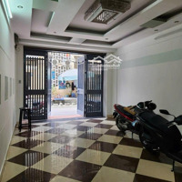 Bán Gấp, Nhà Phân Lô, Ô Tô Tránh, Gần Phố Nguyễn Chí Thanh 45M2 5 Tầng Giá Bán 15.5 Tỷ Liên Hệ: 0898309888