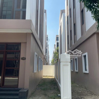 Bán Biệt Thự Ở The Crown - Vinhomes Ocean Park 3, 125 Triệu/M2, 80M2, Hưng Yên, Hàng Hiếm Tại