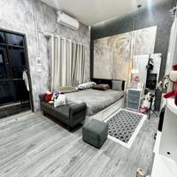 BÁN NHÀ DÂN XÂY PHỐ HÀO NAM. gần phố -DT 40m 4 TẦNG: giá chỉ 8.2 tỷ