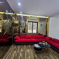 BÁN NHÀ PHÂN LÔ NGUYỄN CHÍ THANH, Ô TÔ VÀO NHÀ, VỪA Ở VỪA KINH DOANH, SỔ VUÔNG VẮN