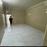 Cho thuê nhà cấp 4 Tân Mai, 50m2, 2 ngủ, 1 vệ sinh, ở gđ, 6.5 Triệu (có thương lượng)