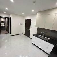 Chính Chủ Cần Bán Căn 2 Phòng Ngủchung Cư C - Sky View Tầng Cao Sẵn Sổ Hồng, Giá Tốt Chỉ 2 Tỷ
