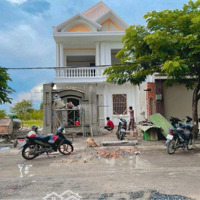 Chủ Cần Bán Gấp Lô Đất 140M2, Đối Diện Kcn Đức Hòa Iii, Cách Vinhomes 5Ph, Sổ Hồng Công Chứng Ngay